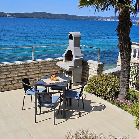 Beach House Adria Дом отдыха