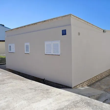 Hébergement de vacances Beach House Adria *