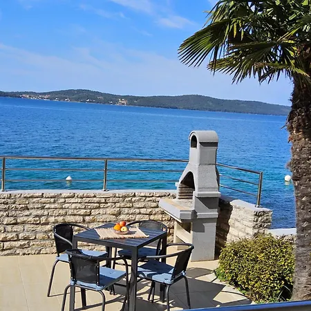 Σπίτι διακοπών Beach House Adria Bibinje
